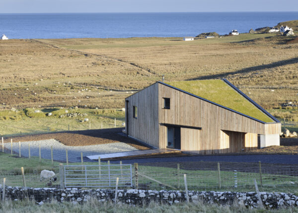 NR1438006 Tinhouse